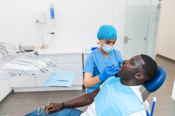 Best Holiday Emergency Dentist in Shoreacres, TX
